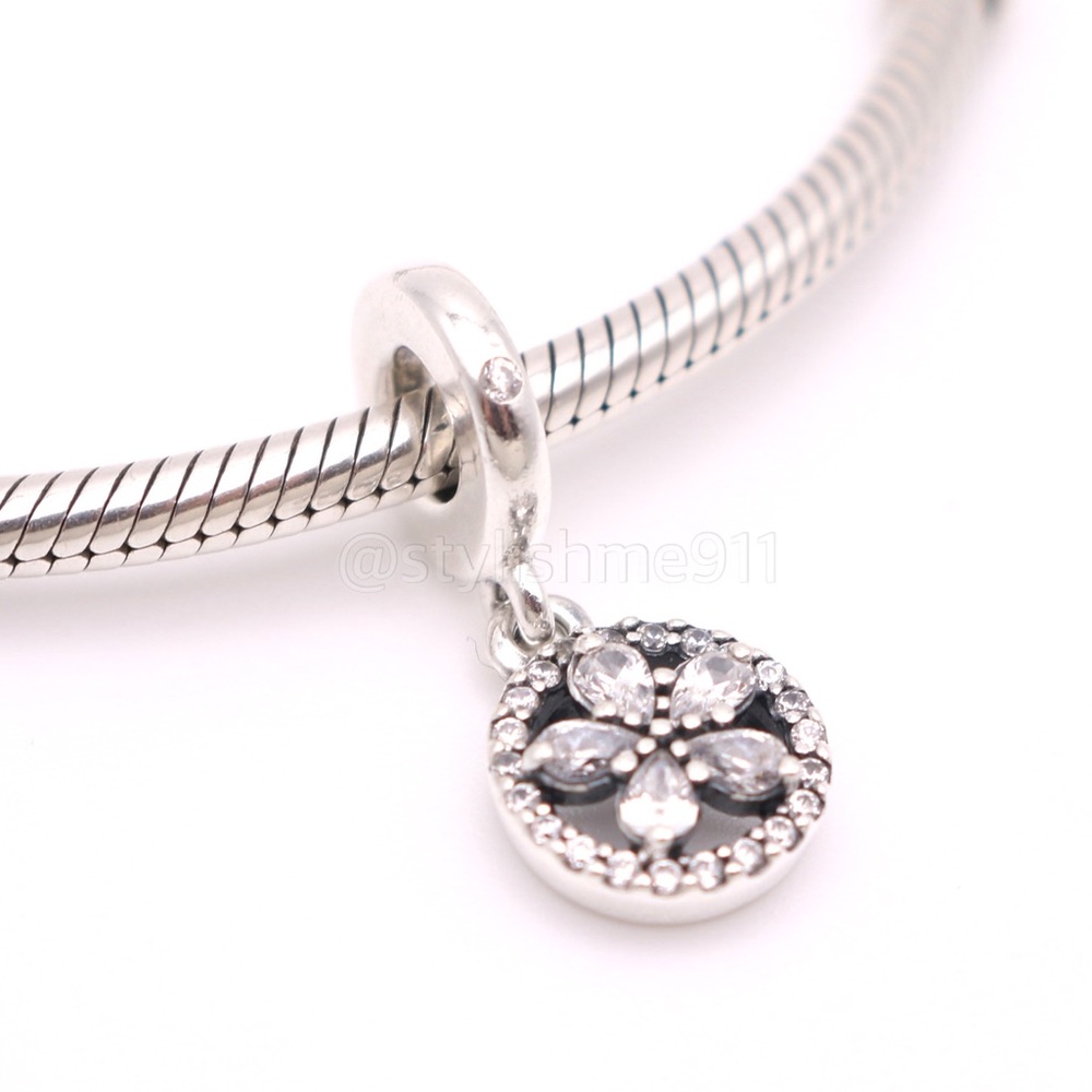 Authentic PANDORA Sterling Silver Sparkling Snowflake Circle Dangle Charm - Picture 3 of 10
